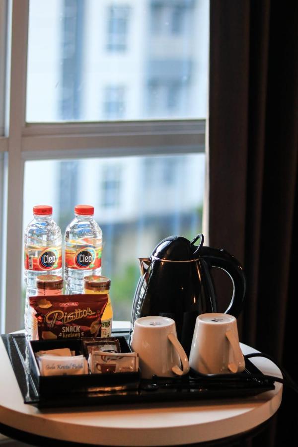 Bess Mansion Hotel Surabaya Wonocolo Luaran gambar