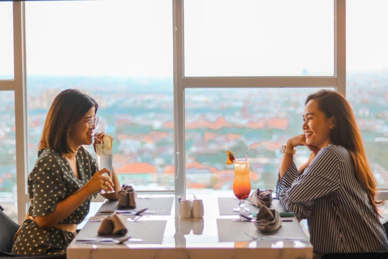Bess Mansion Hotel Surabaya Wonocolo Luaran gambar