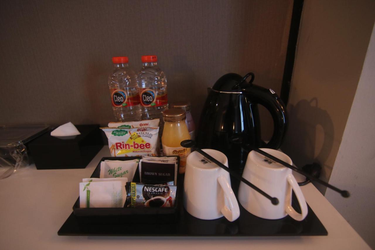 Bess Mansion Hotel Surabaya Wonocolo Luaran gambar